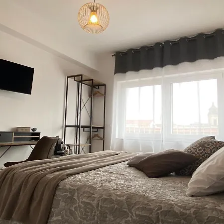 Carulli בית הארחה